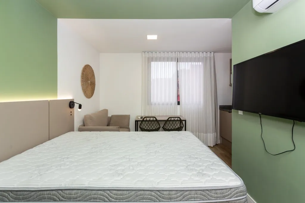 Furnished 1-bedroom apartment, 27 m² with 1 bathroom — photo 4