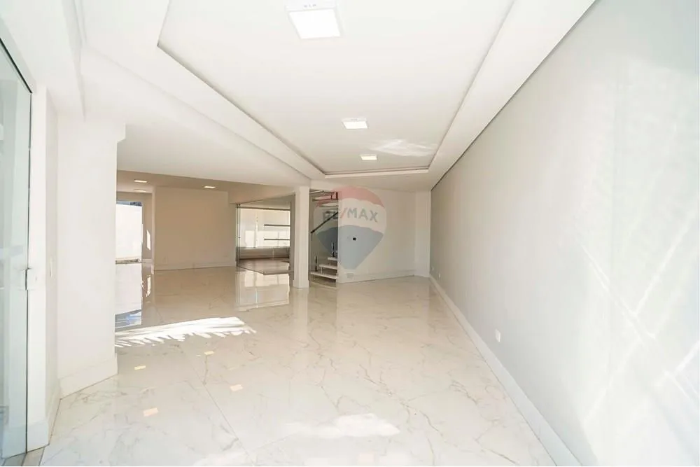 Furnished house with 3 bedrooms and 5 bathrooms, 5 parking — photo 4