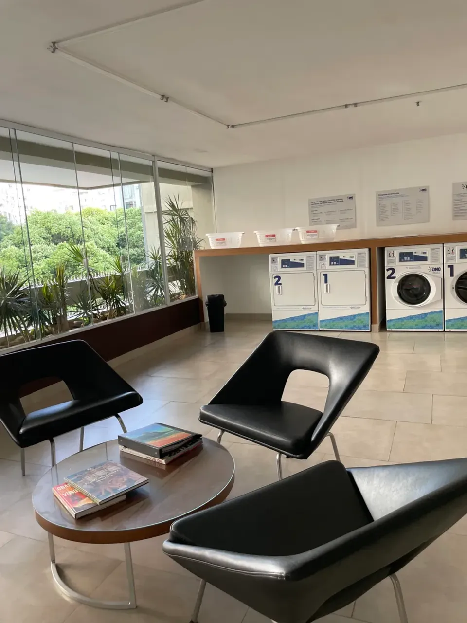 Apartamento mobiliado com 1 dormitório, 2 banheiros e 1 vaga — photo 17