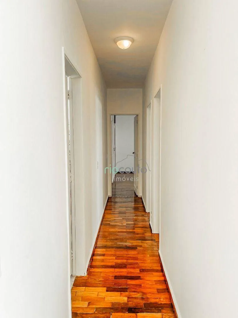 Unfurnished apartment with 4 bedrooms and 377 m² — photo 15