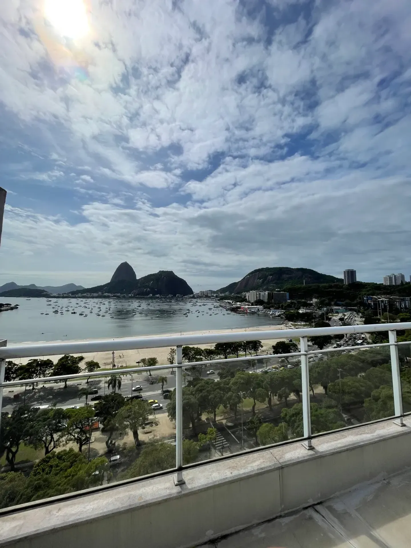 Glass-enclosed balcony in a 2-bedroom apartment, 80 m² — photo 18