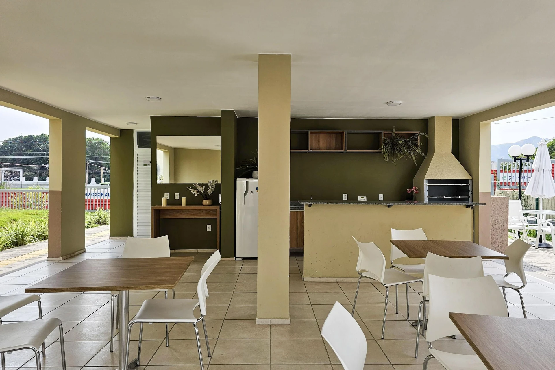2-bedroom apartment in a building with a pool — photo 44