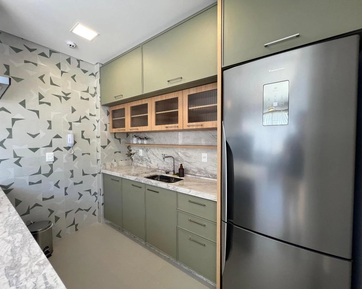One-bedroom apartment with a grill on the balcony — photo 19