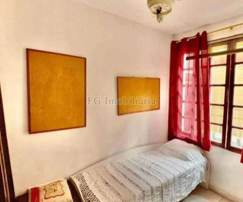 Casa com 5 quartos, cozinha a gás e 1 vaga — photo 25