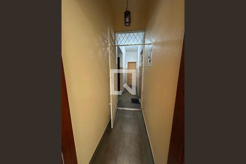 Apartamento de 1 quarto com cozinha separada e 30 m² — photo 3