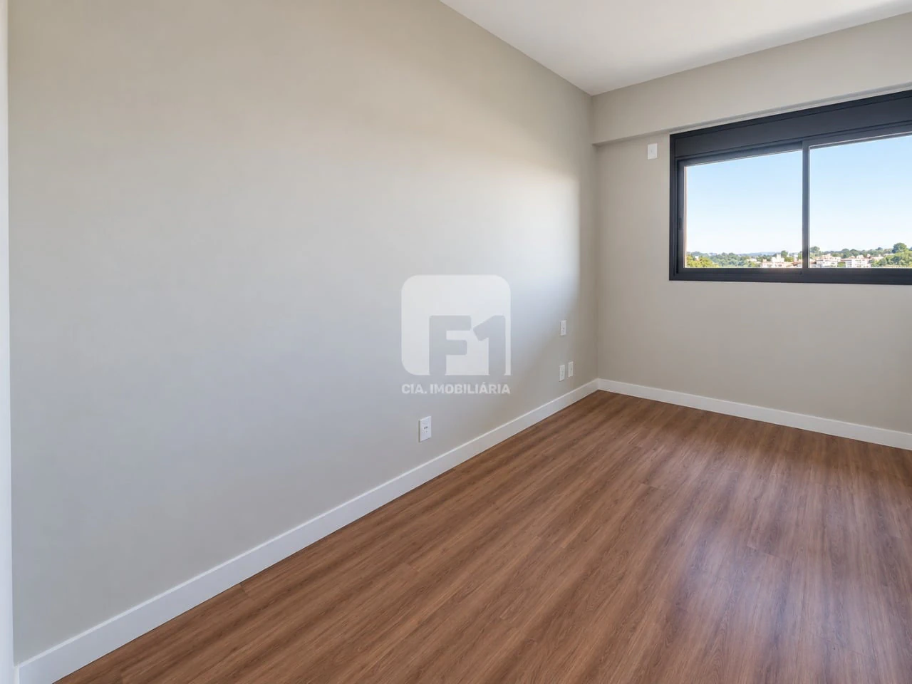 Furnished apartment, 52 m², with a water view — photo 14
