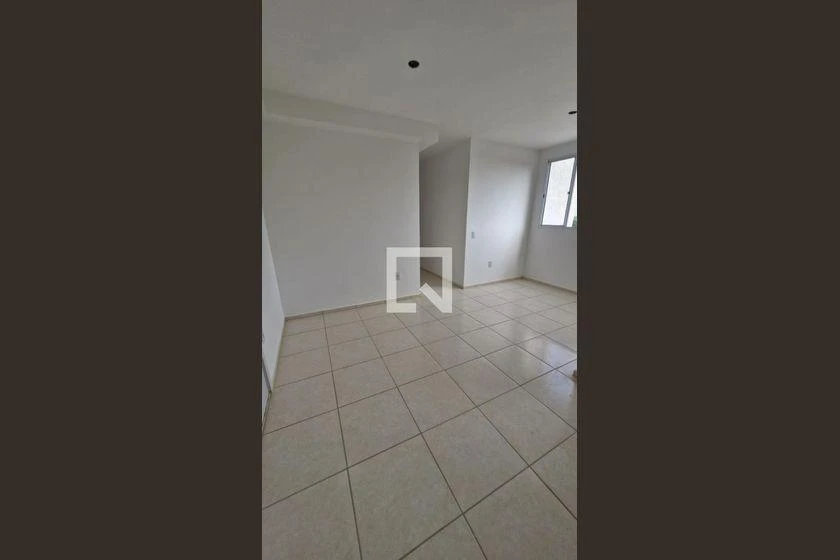 Furnished 2-bedroom apartment with open-plan kitchen — photo 11