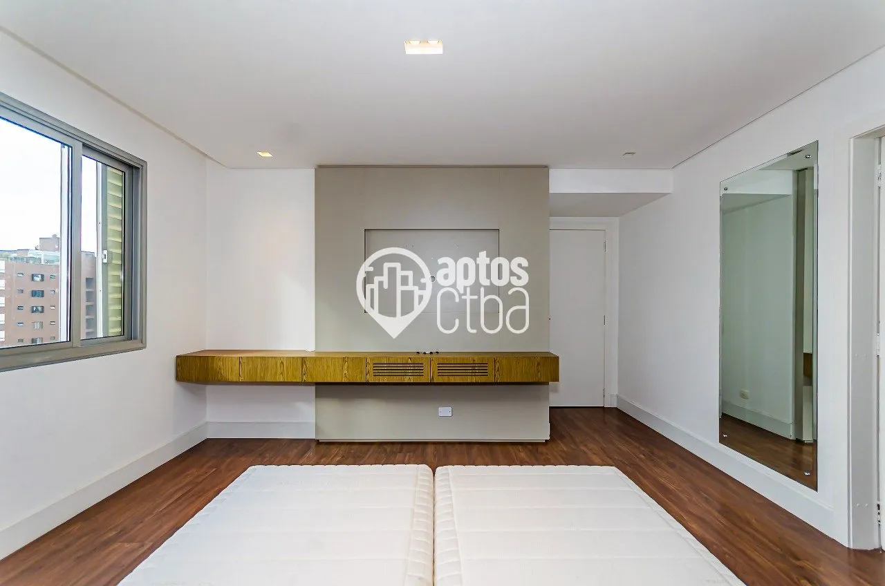 3-bedroom apartment with a home office — photo 8