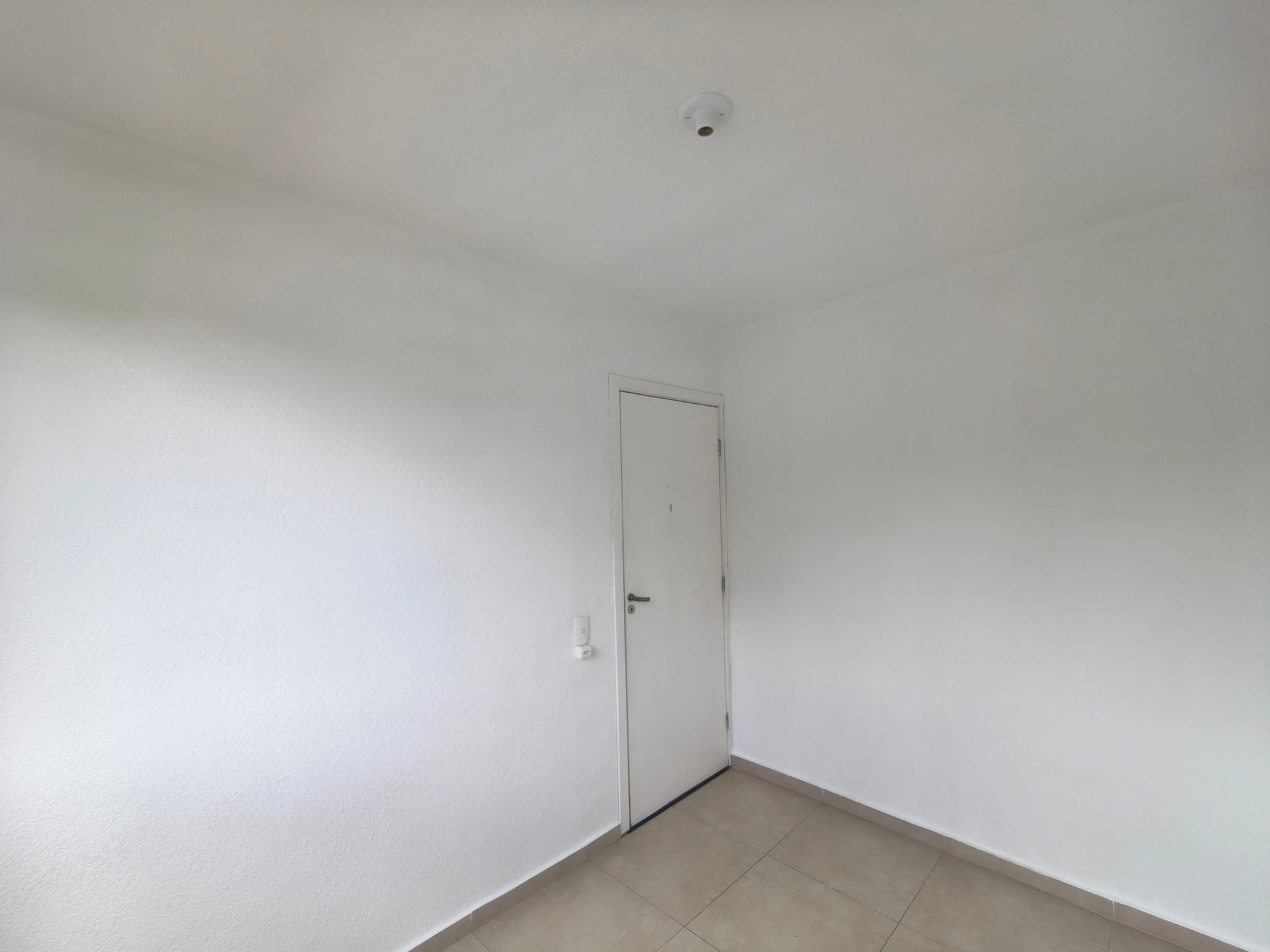 2-bedroom apartment with 1 parking space and 1 bath — photo 30