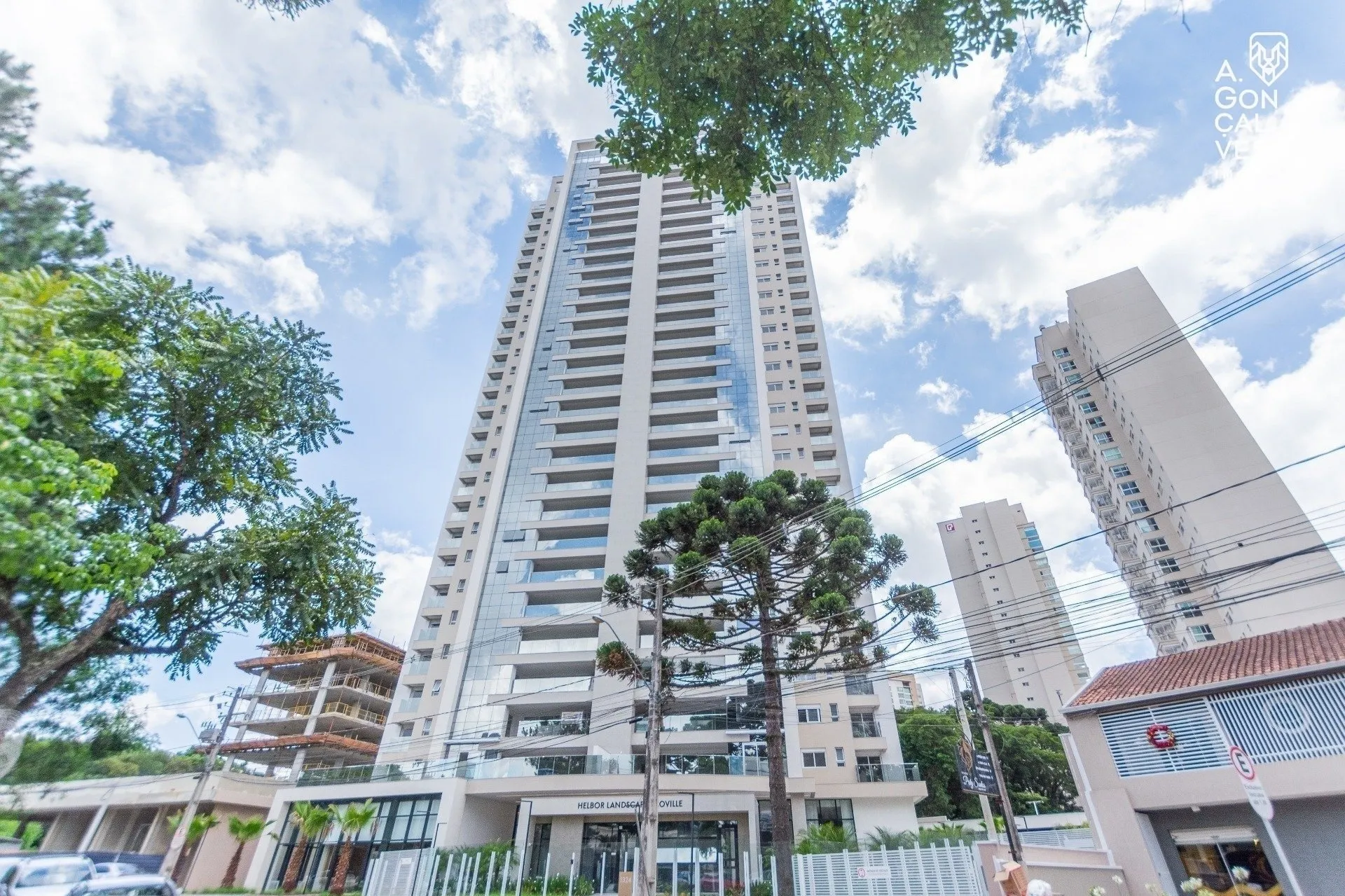 Мебльована квартира 260 м² з 4 спальнями з власними ваннами — photo 41