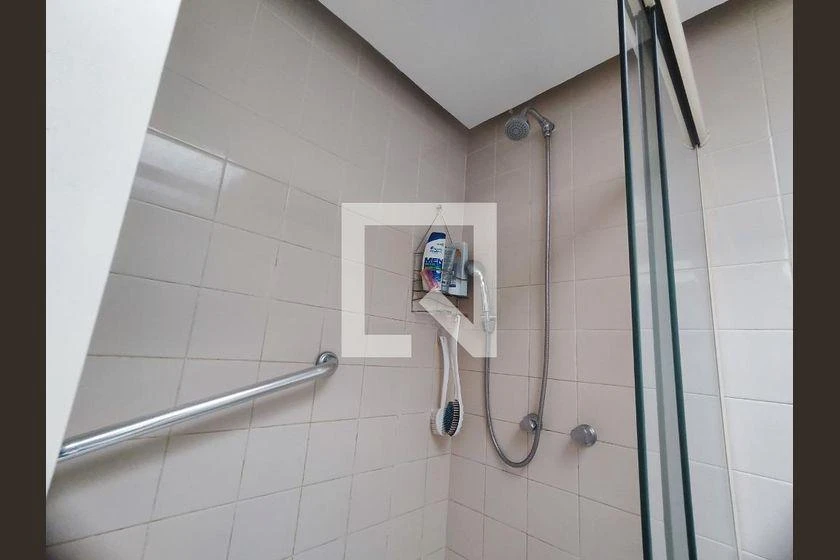 Apartamento mobiliado de 139 m² com 3 quartos e varanda — photo 32