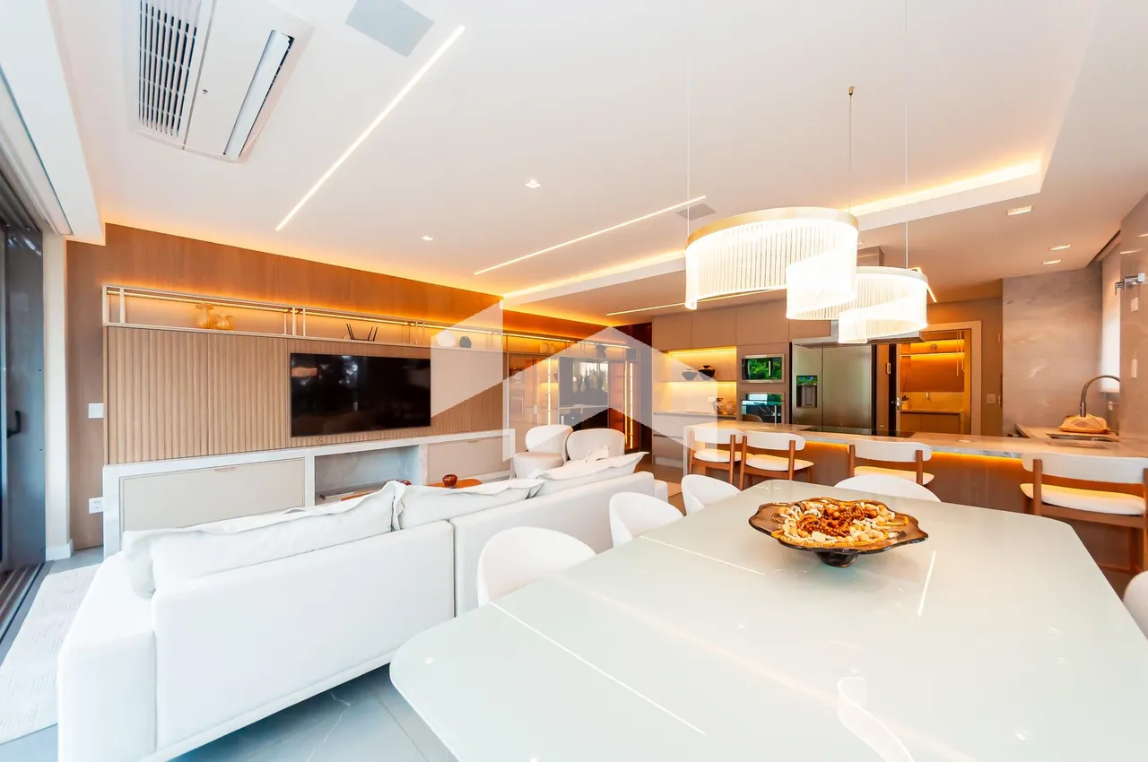 152 m² apartment with 3 en-suite bedrooms and parking — photo 6