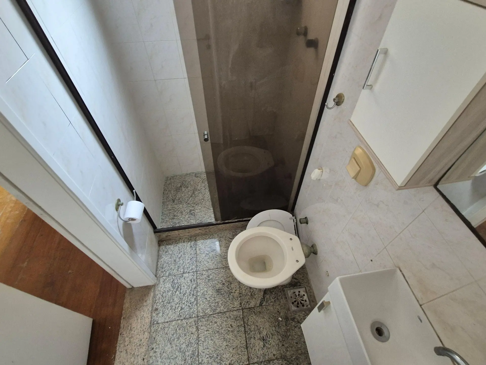 Rental apartment with 4 bedrooms and 3 en-suite baths — photo 4