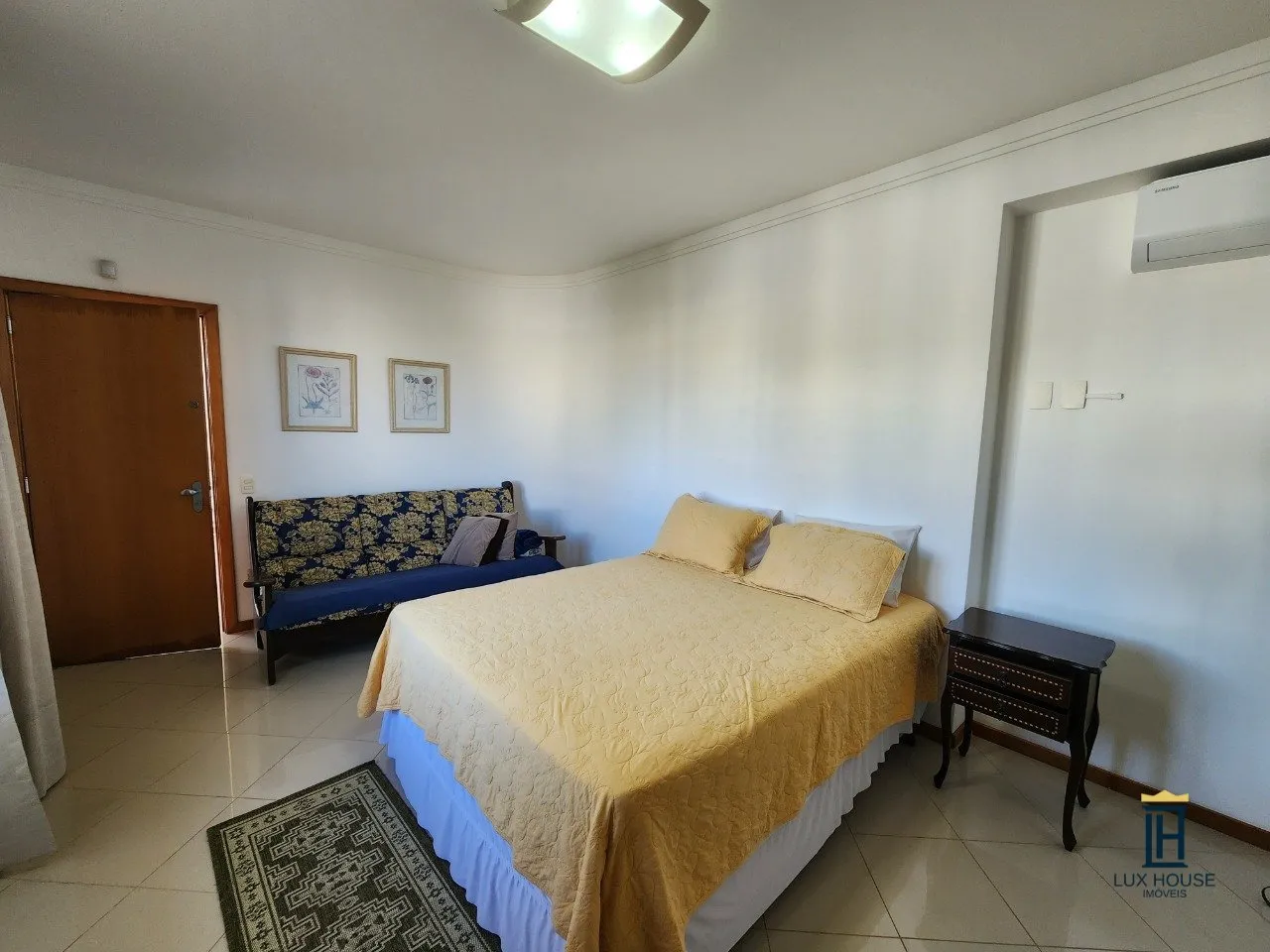 Casa amueblada con 6 dormitorios y 600 m² — photo 24