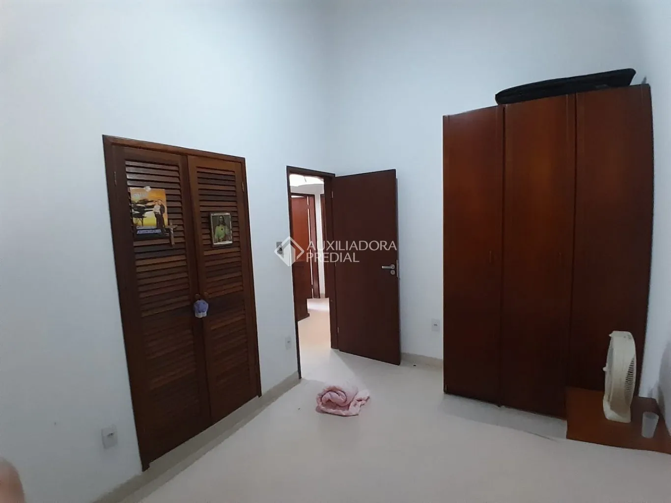 Unfurnished 4-bedroom house with 2 bathrooms and 860 m² — photo 28