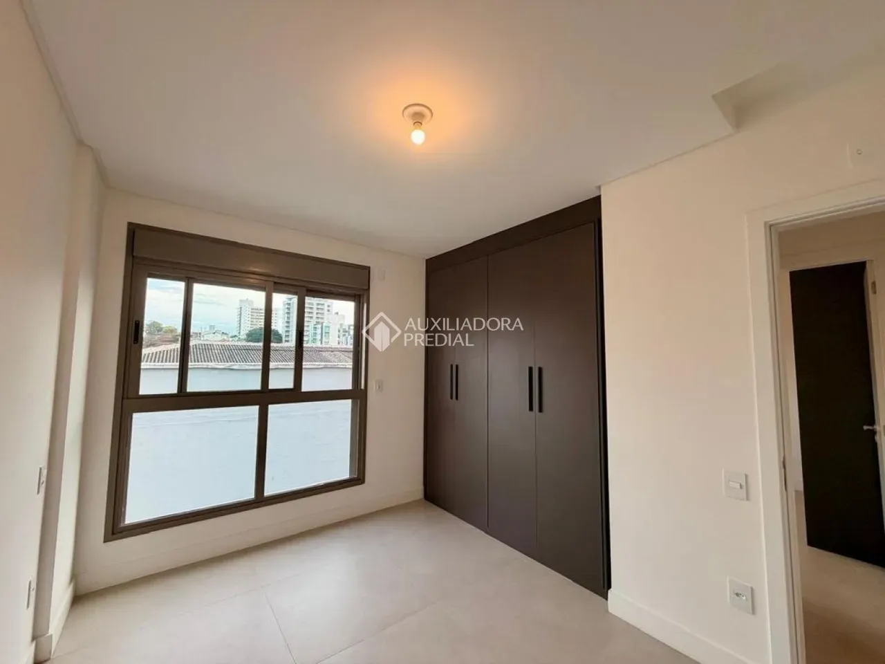 Apartamento amueblado con 2 dormitorios y 2 baños — photo 8