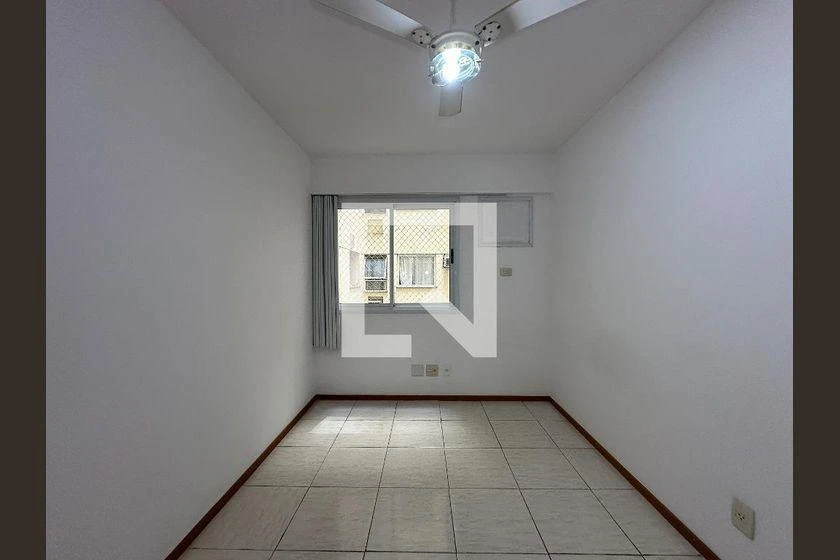 3-bedroom apartment in a building with a gym — photo 43