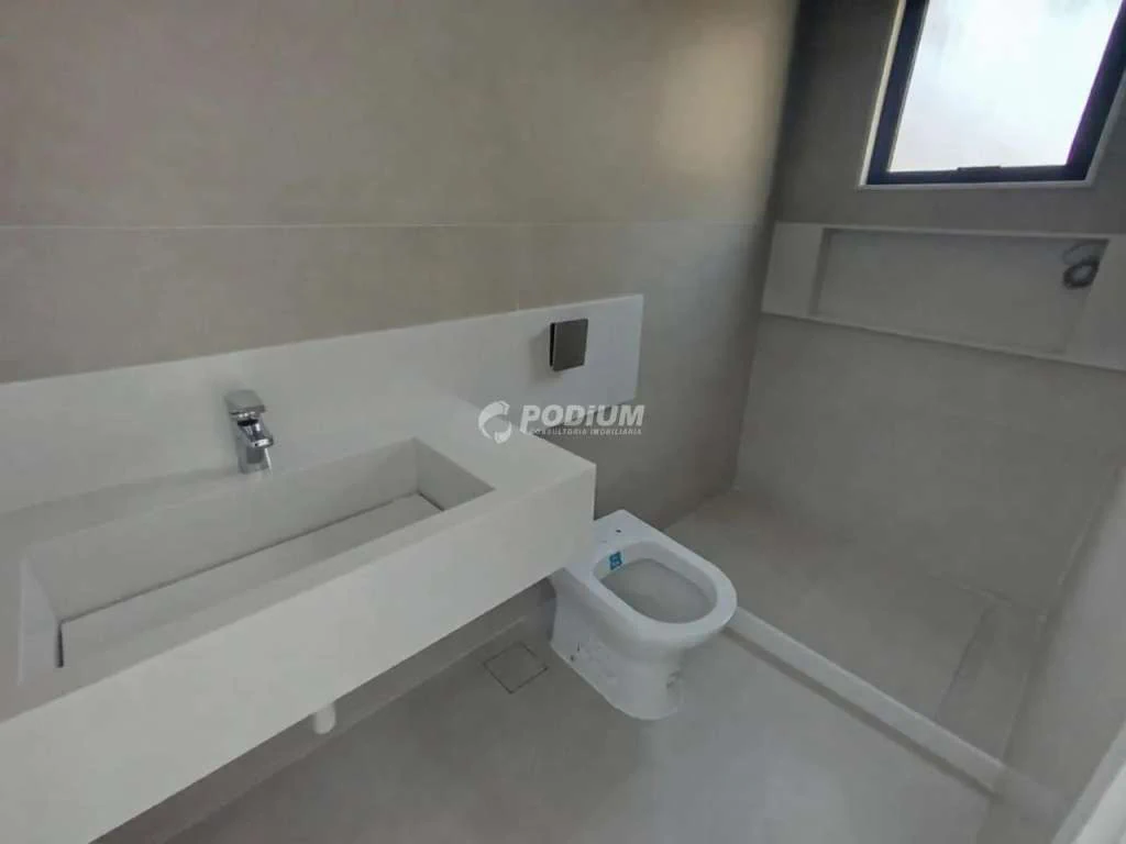 Casa de 462 m² com jardim privativo e 4 suítes — photo 12