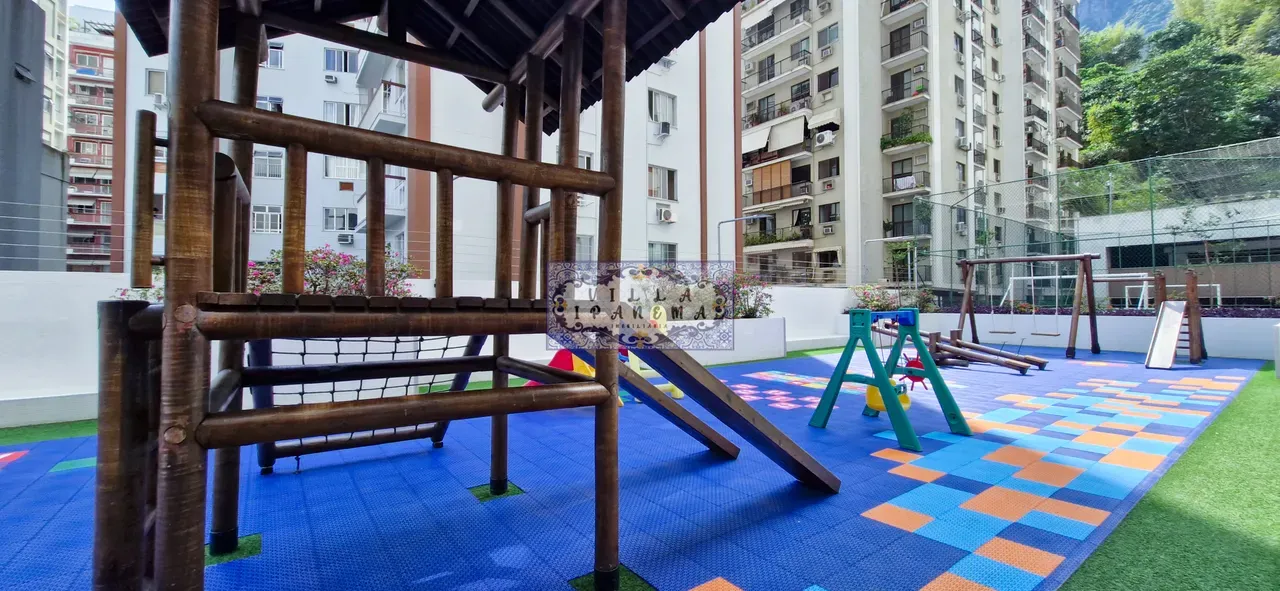 165 m² duplex with 3 bedrooms and a private balcony BBQ — photo 51