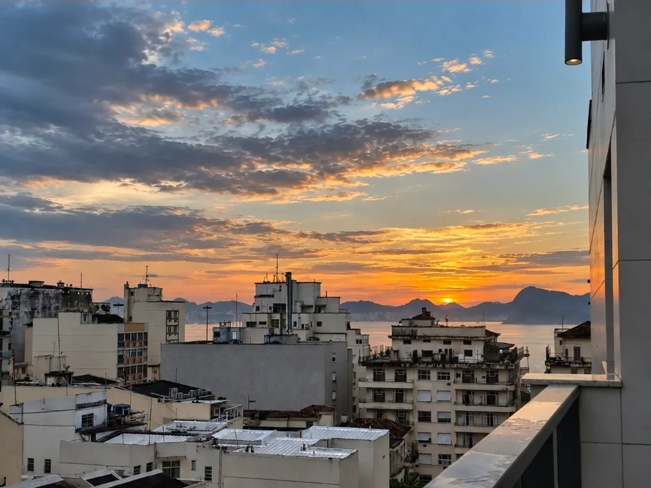 3-bedroom apartment with a water view in Rio de Janeiro