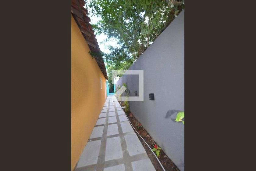 1-bedroom apartment with enclosed kitchen and garden — photo 5