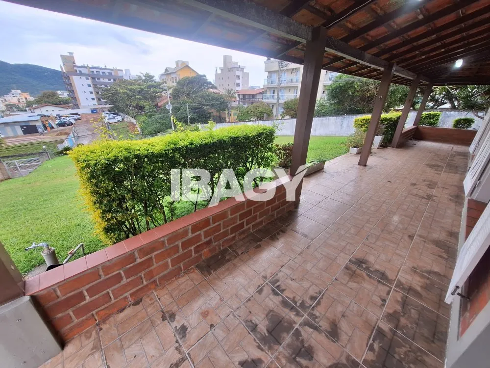 4-bedroom house with balcony grill — photo 19
