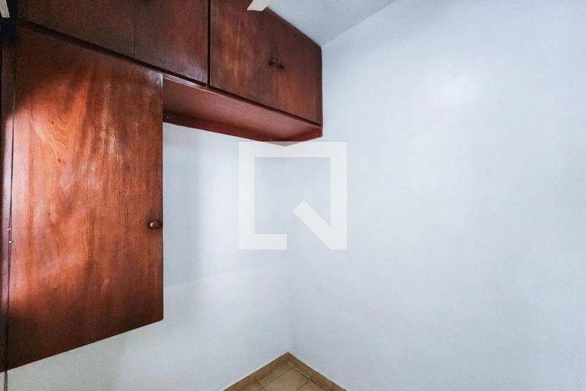 Apartamento de 2 quartos em condomínio com piscina — photo 26