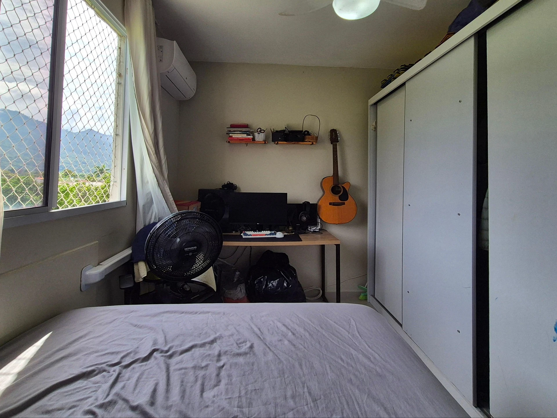 Furnished 2-bedroom apartment with a closed kitchen — photo 20