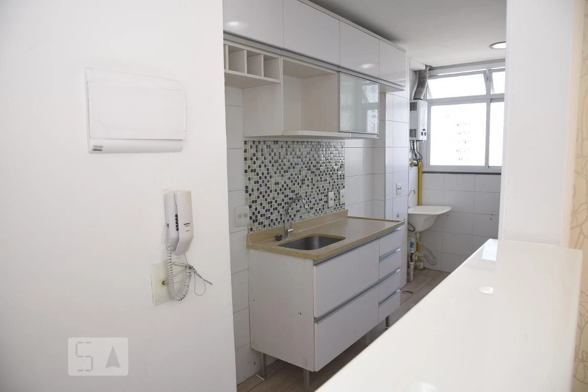 Wood or laminate floors in a 2-bedroom apartment, 48 m² — photo 10