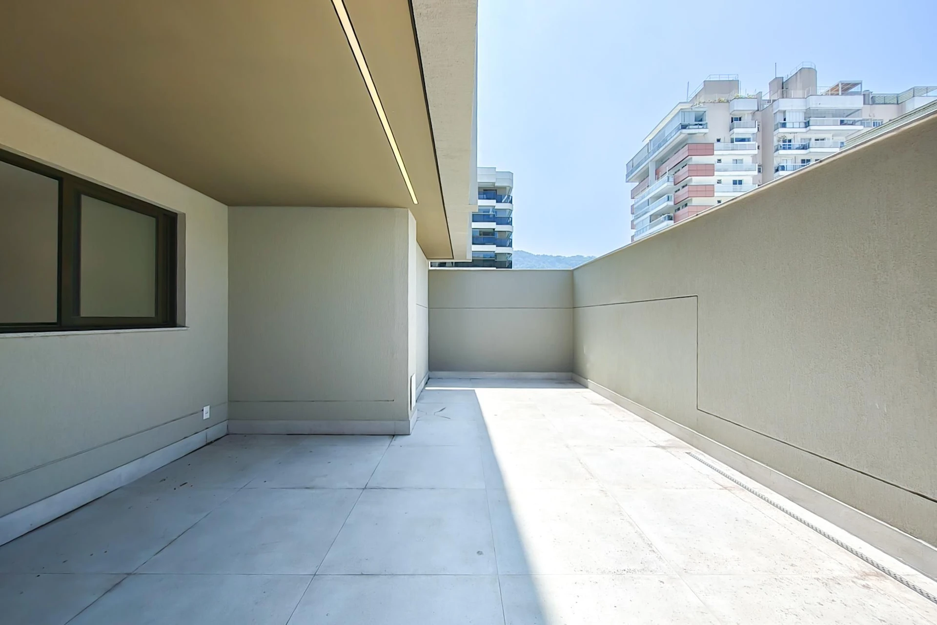 Apartment, 143 m², with a grill on the balcony — photo 8