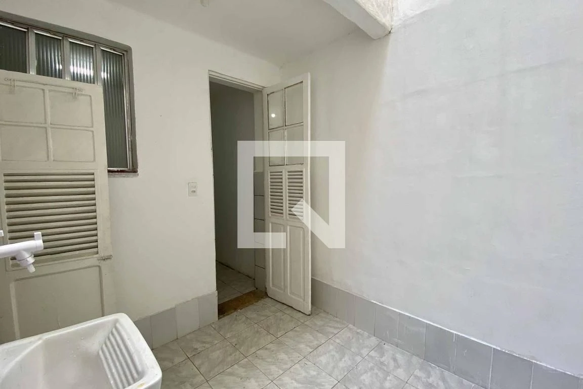 Rental apartment with 3 bedrooms and a private garden — photo 30