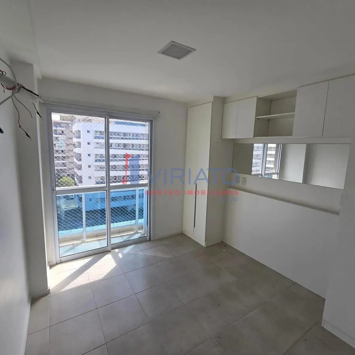 Apartment with 5 bedrooms and 2 bathrooms plus a balcony — photo 33