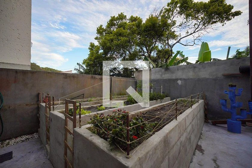 Mountain view in a 5-bedroom house, 330 m² — photo 35