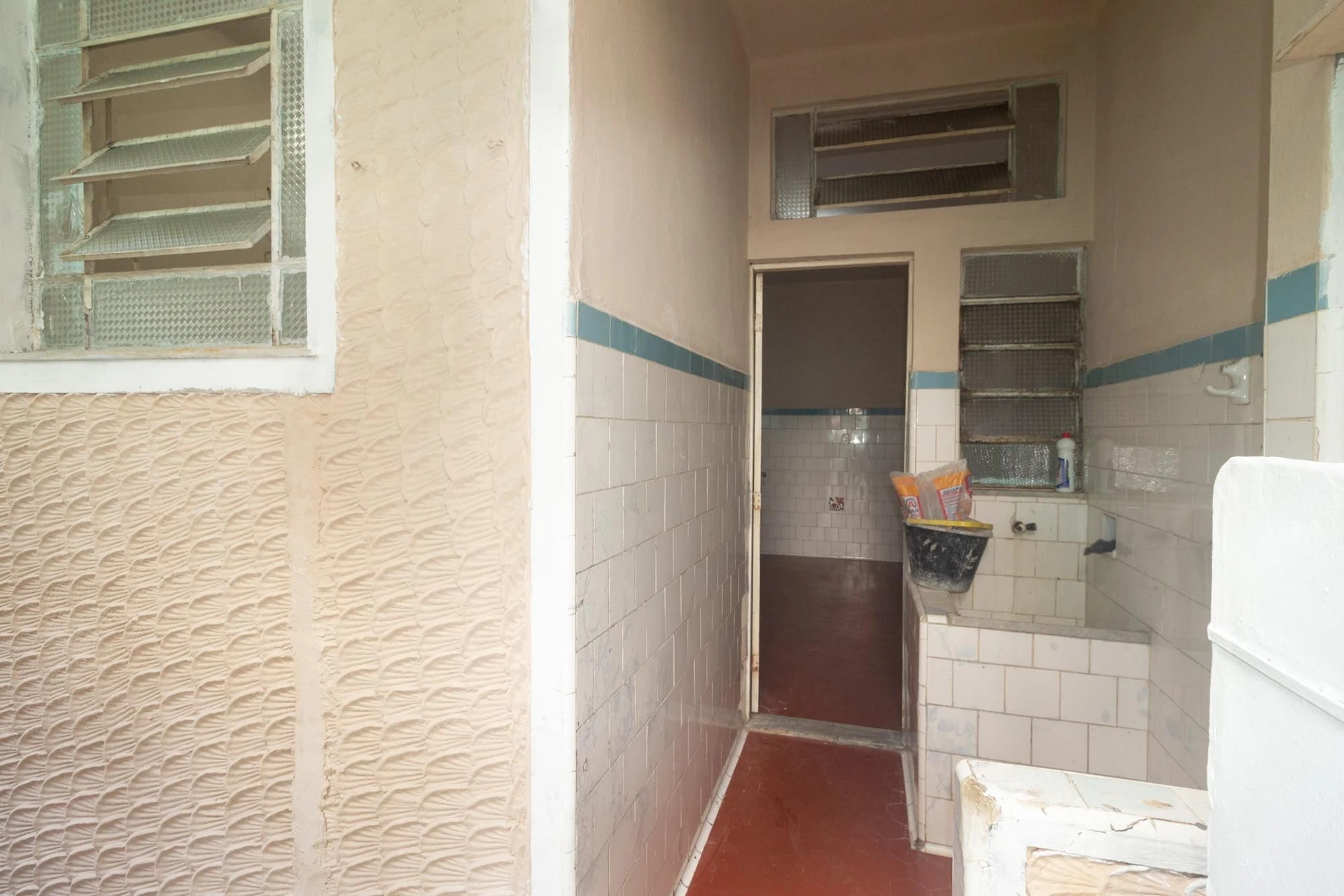 1-bedroom apartment with balcony and pets allowed — photo 17
