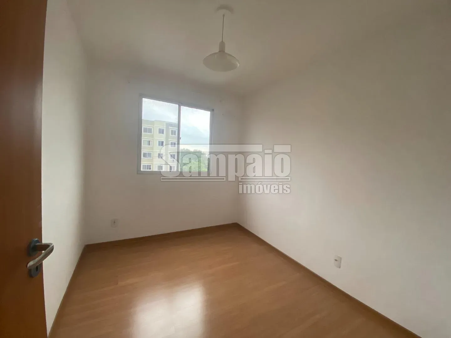 2-bedroom apartment with a closed kitchen and gas stove — photo 3