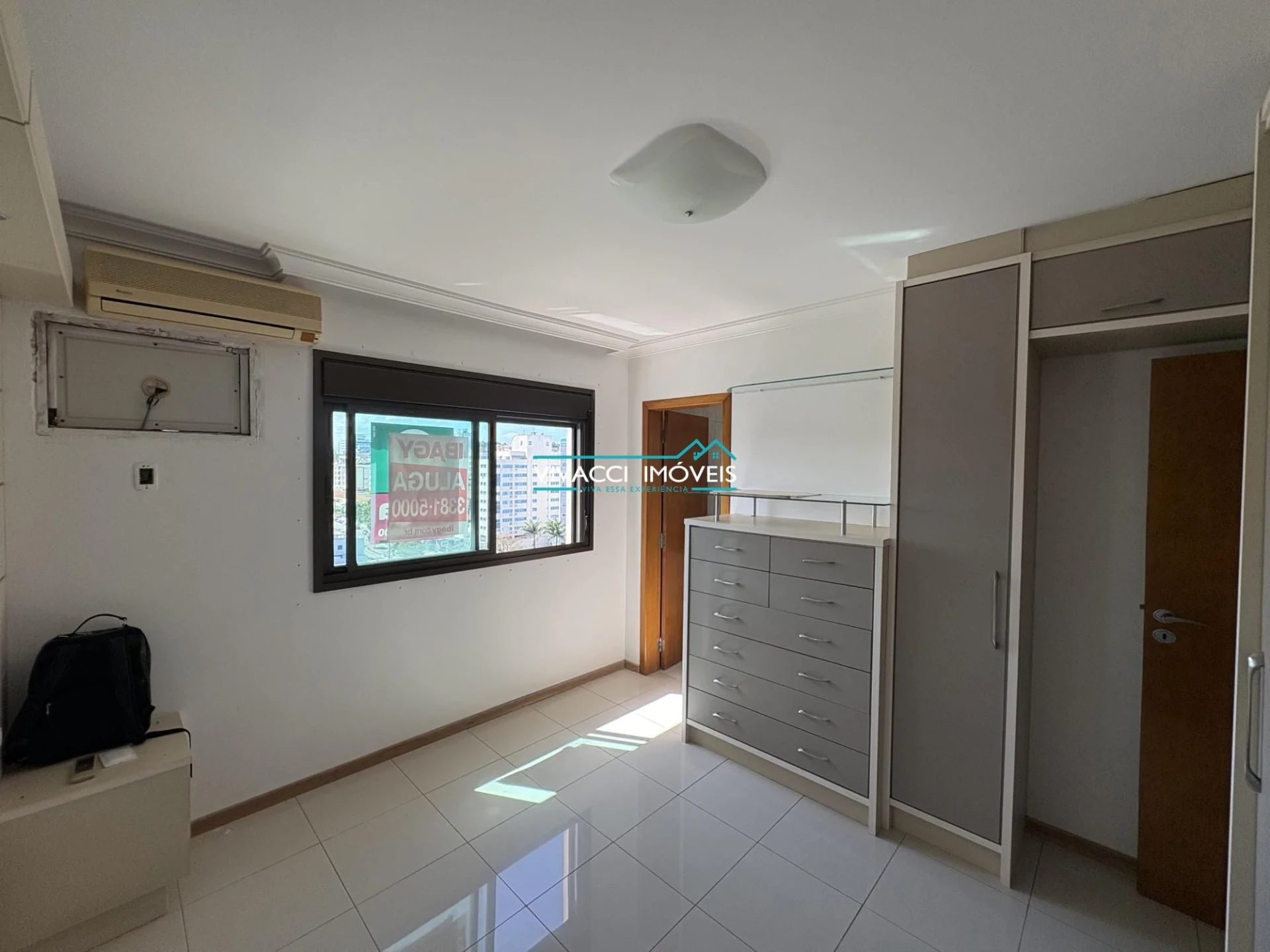 Apartment, 105 m², with a glass-enclosed balcony — photo 19
