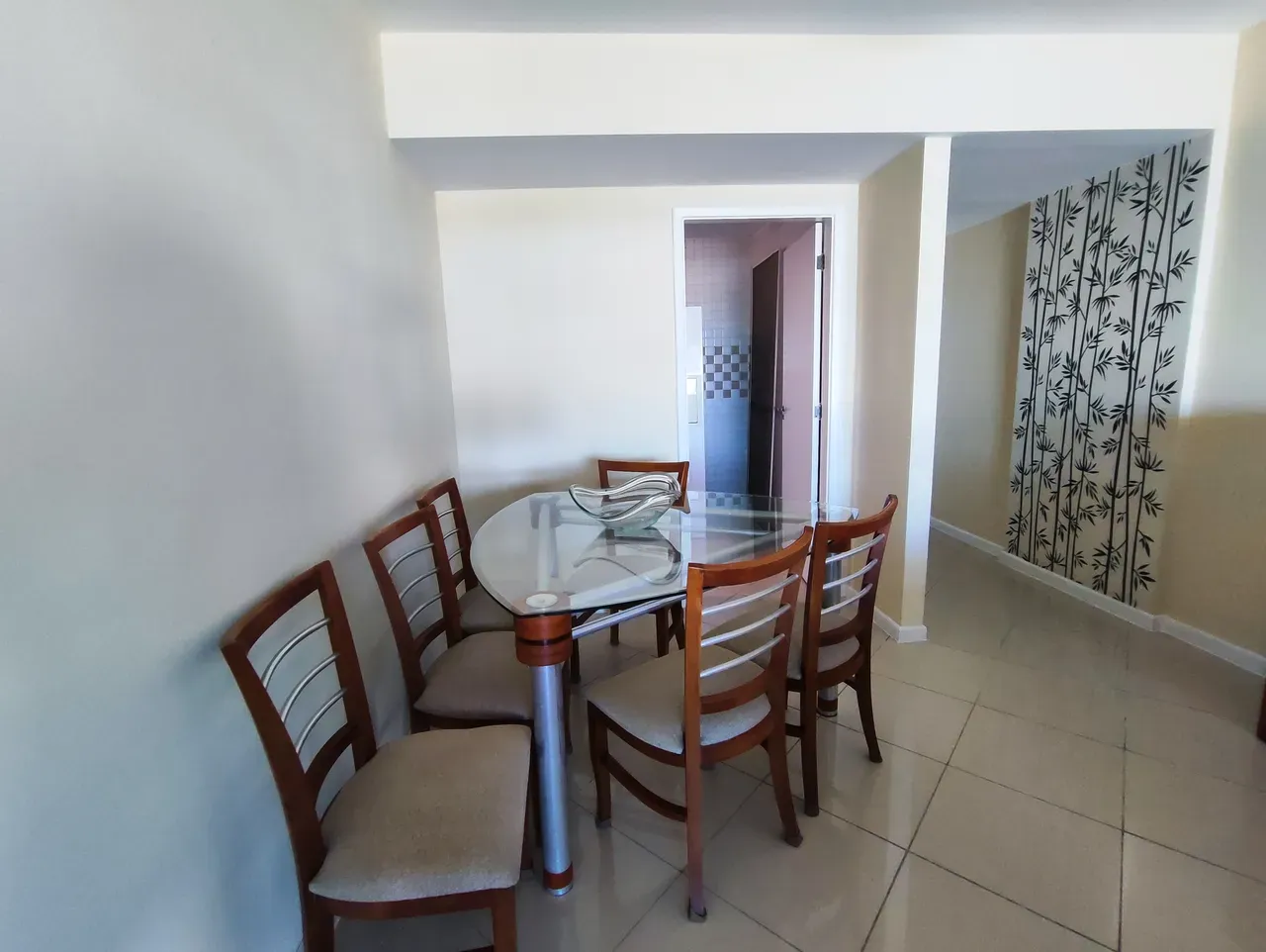 Apartamento mobiliado de 103 m² com varanda envidraçada — photo 8