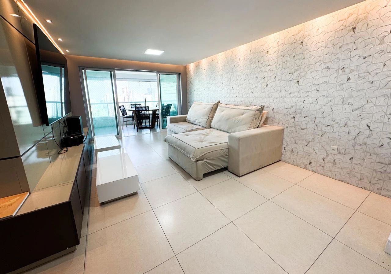 153 m² apartment with 4 en-suite bedrooms and 3 parking — photo 3