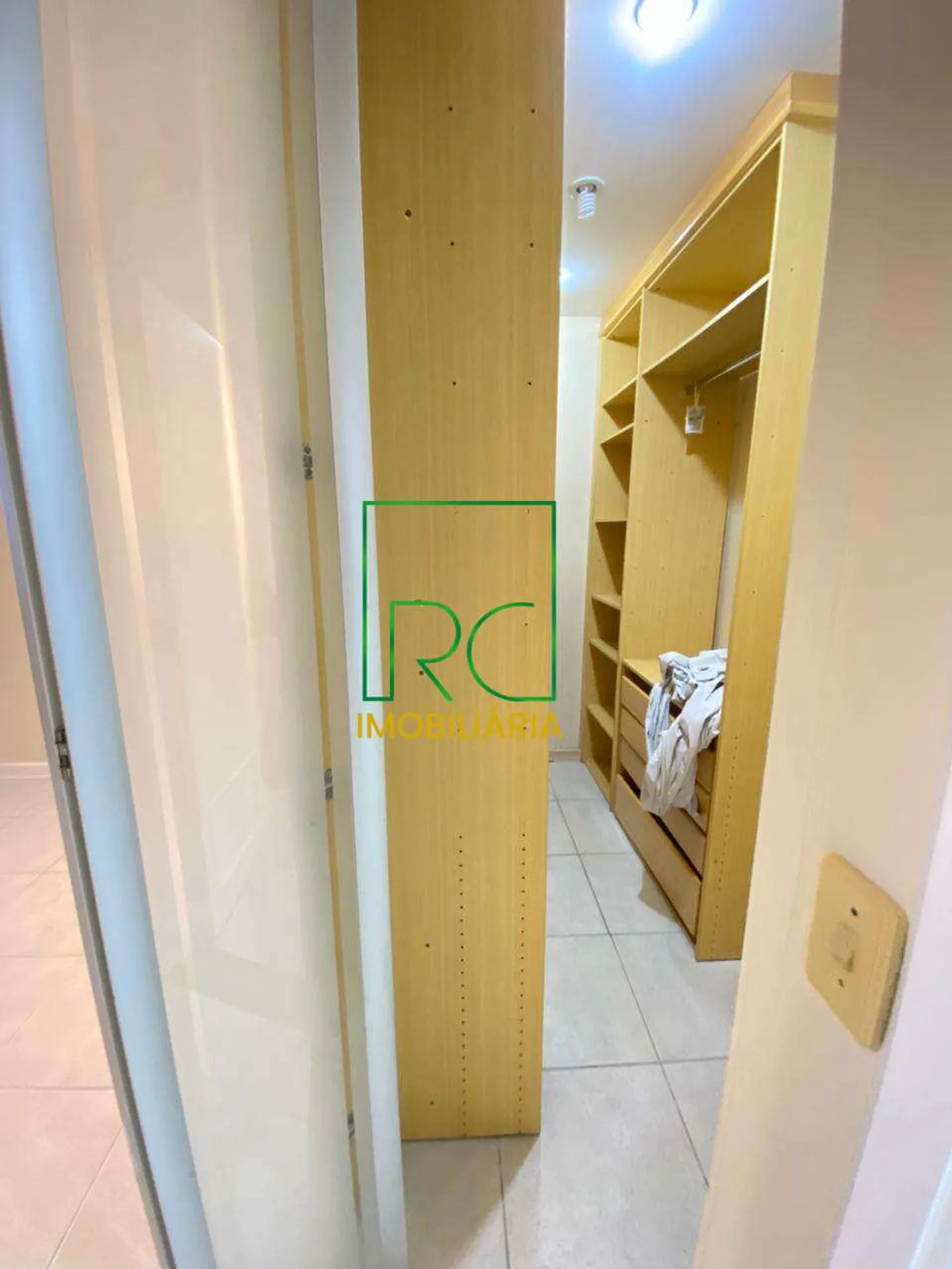 Unfurnished apartment with 3 bedrooms and water view — photo 37