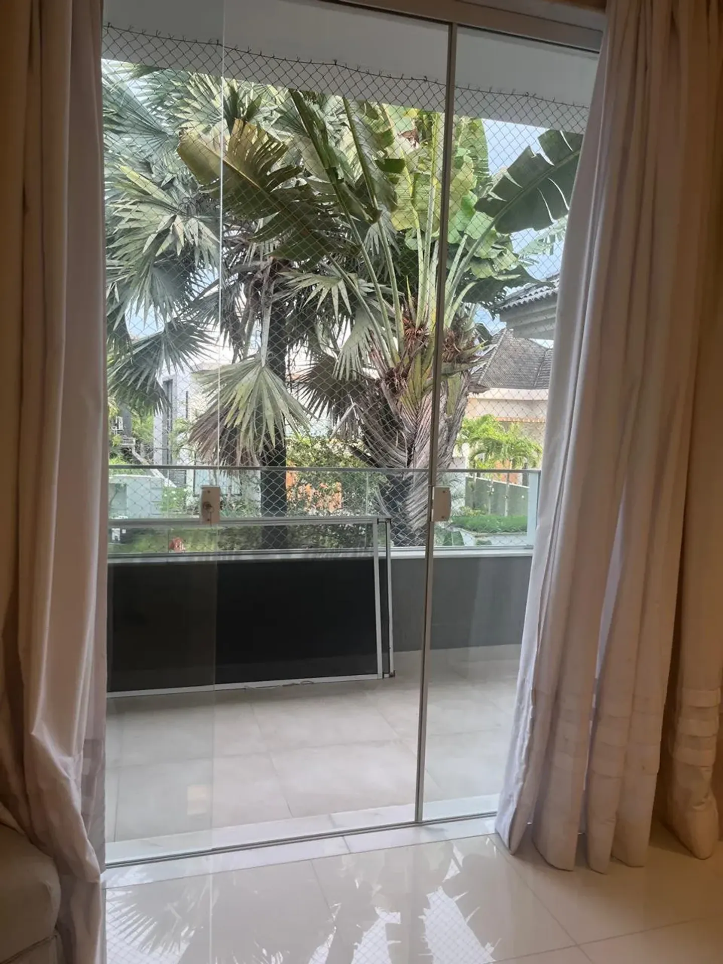 Furnished house with 5 en-suite bedrooms and 630 m² — photo 119