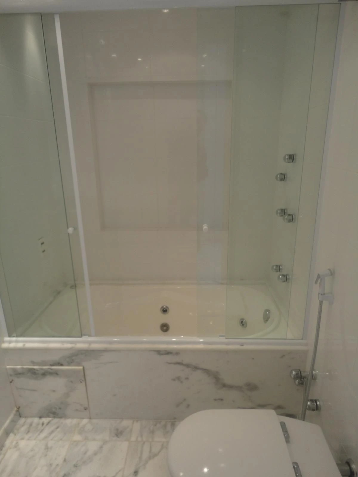 Apartamento mobiliado com 4 quartos e cozinha fechada — photo 45