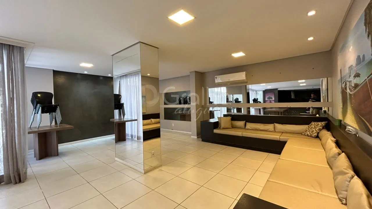 Furnished apartment, 119 m², with floor-to-ceiling windows — photo 12