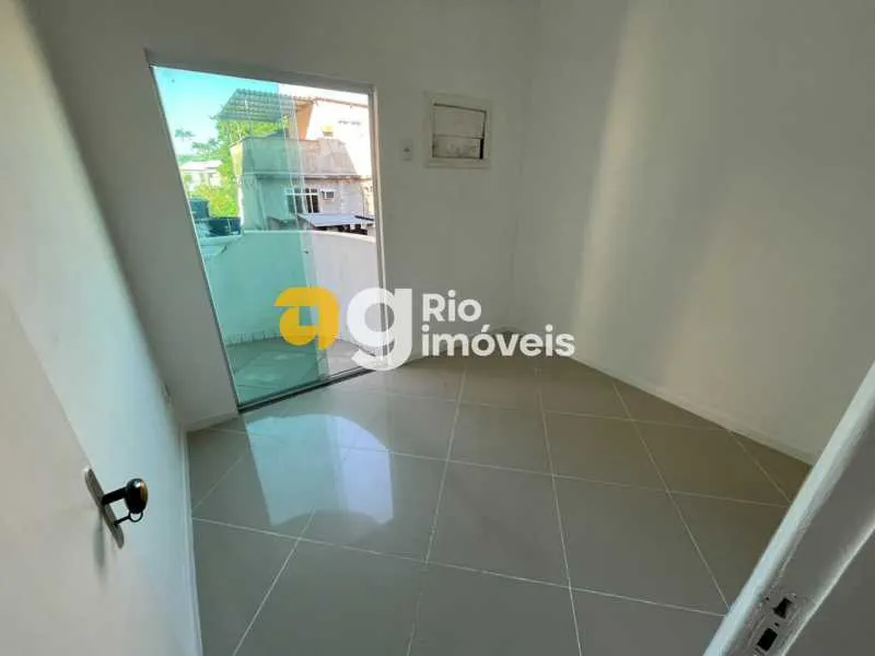Apartment with closed-off gas kitchen and 3 bedrooms — photo 8
