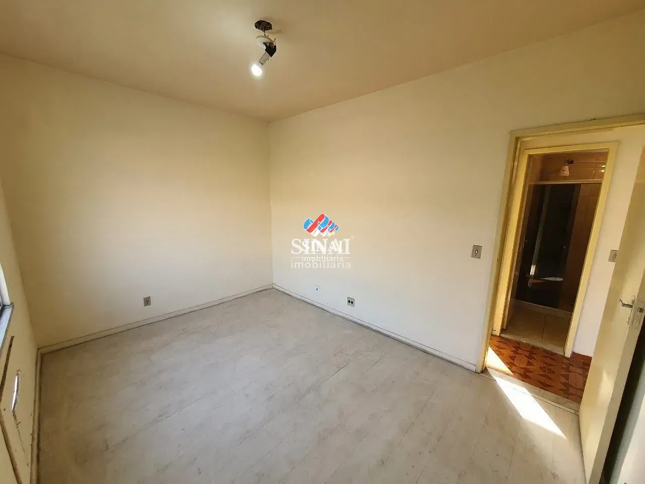 2-bedroom apartment with balcony and parking space — photo 2