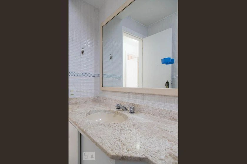 183 m² unfurnished apartment with 3 bedrooms and 2 parking spots — photo 40