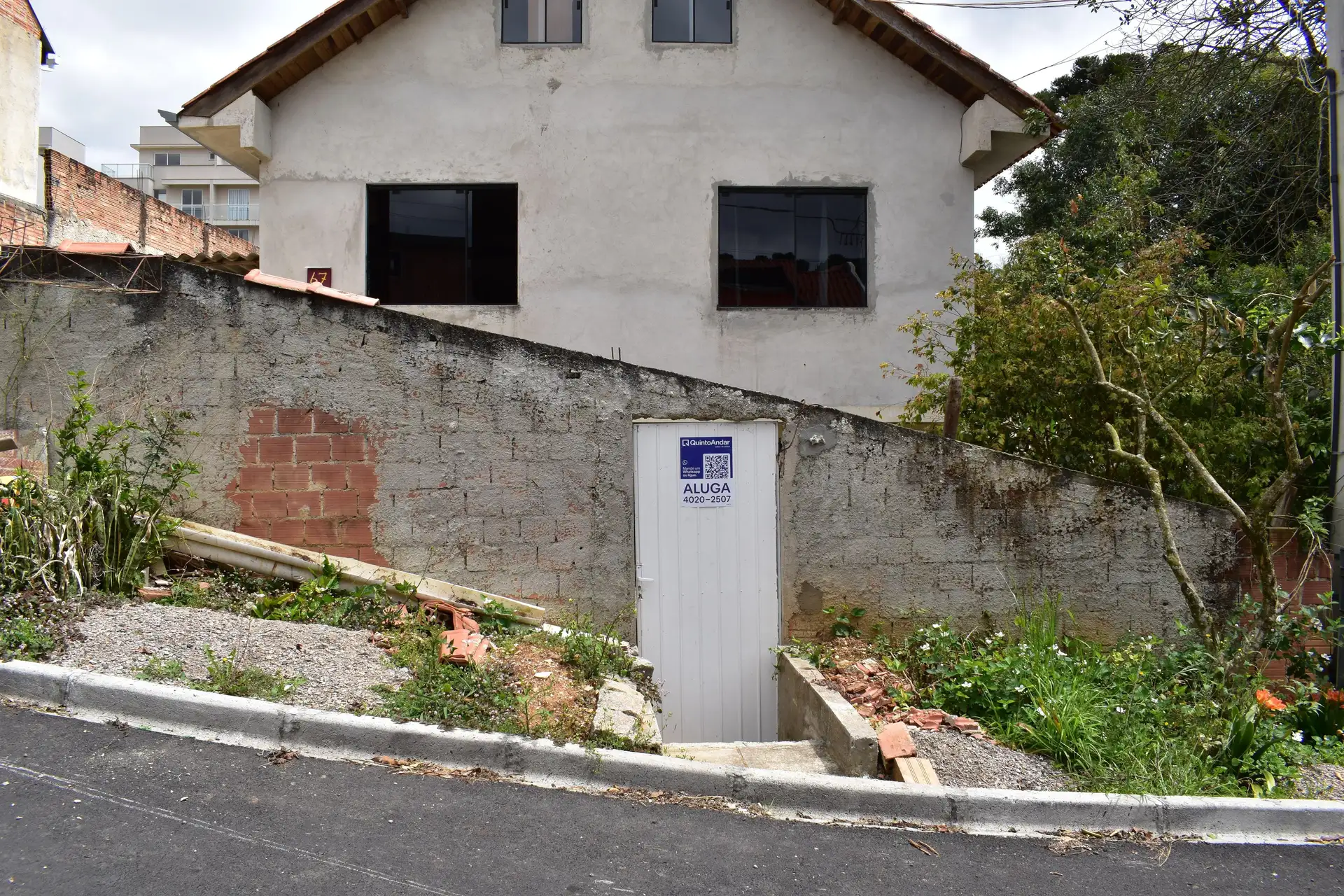 2-bedroom house with a garden in Curitiba — photo 23