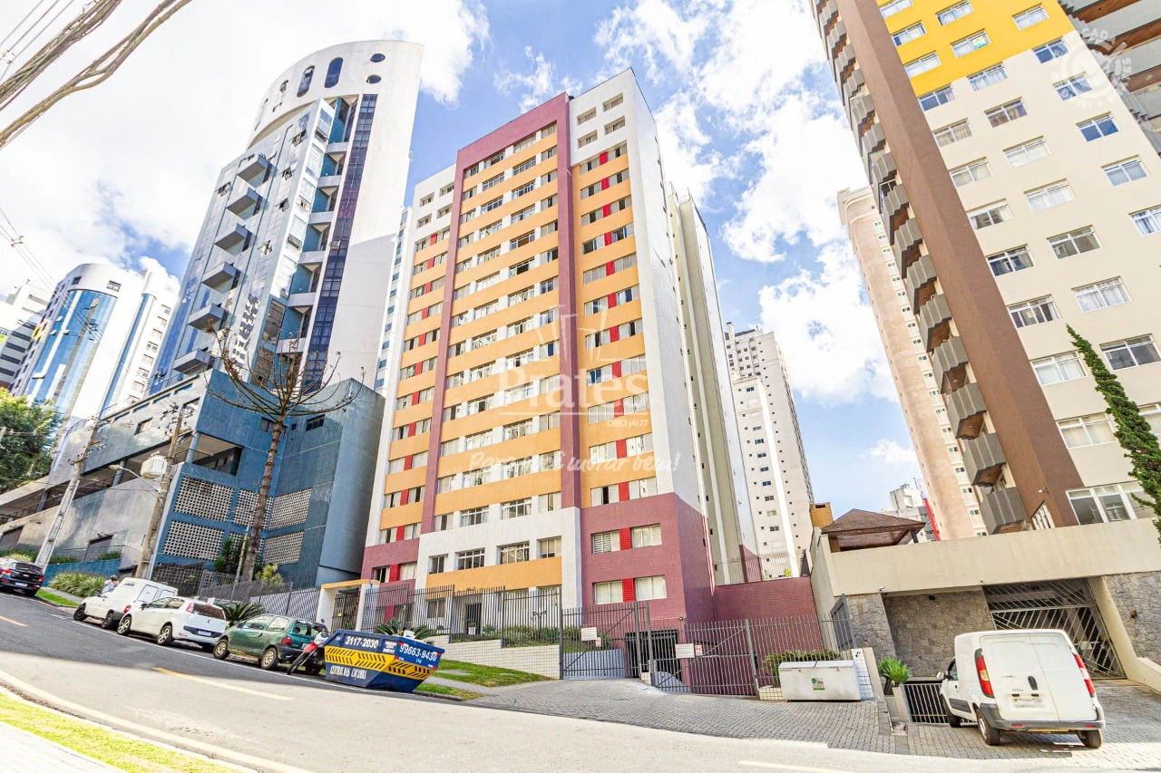 3-bedroom apartment with a home office in Curitiba — photo 6
