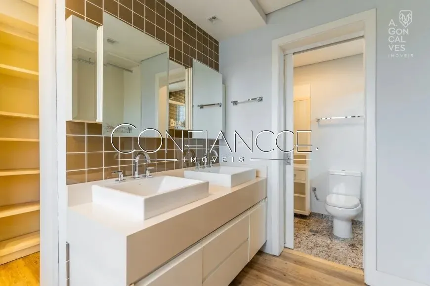 Penthouse with 4 en-suite bedrooms and private BBQ garden — photo 20