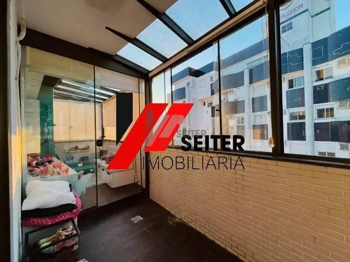 Меблированная квартира 212 м² с застекленным балконом — photo 22
