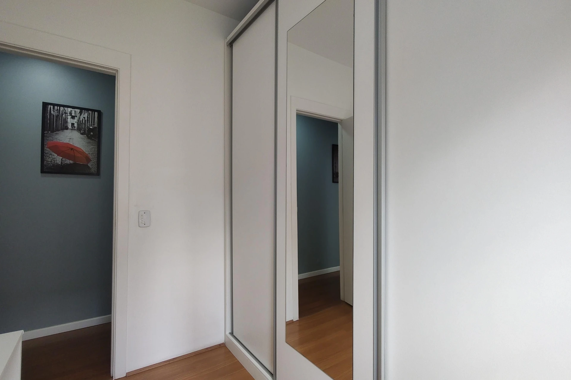 2-bedroom apartment with a glass-enclosed balcony — photo 66